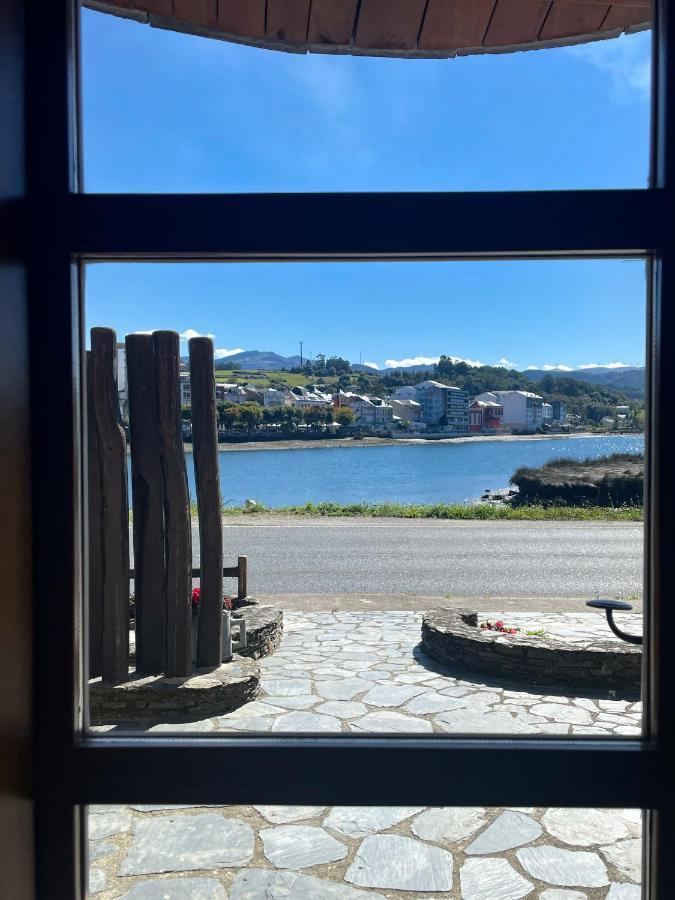 Casa Ria De Navia Pensionat Eksteriør billede
